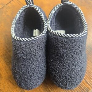​NWOT Pawz Navy Blue Teddy Fleece Comfort Slippers Size 9/10